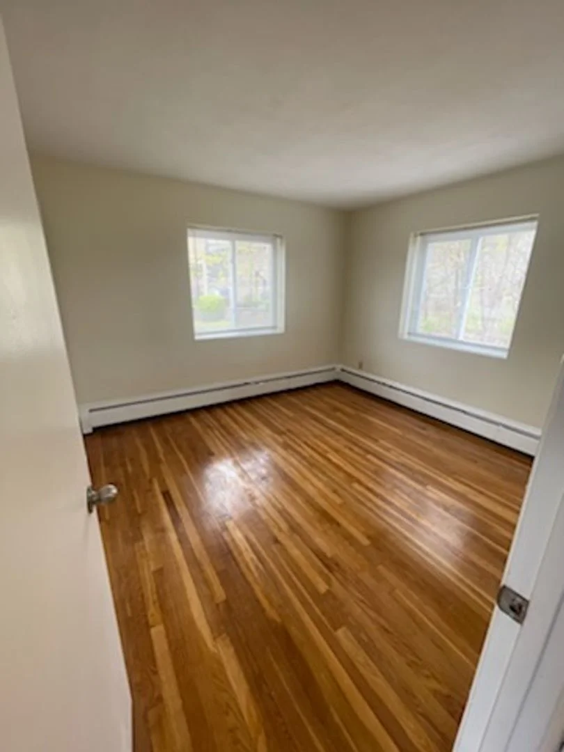 2 bed, 1 bath apartment for rent at 733 River St Unit 36, Hyde Park — photo 4 of 7