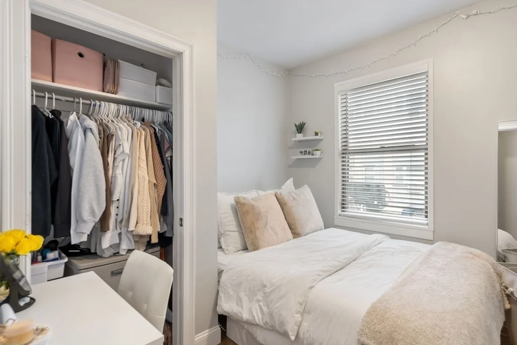 4 bed, 2 bath apartment for rent at 734 East 7th St Unit 1, South Boston — photo 11 of 15