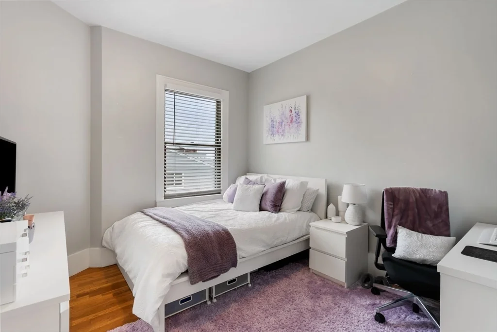 4 bed, 2 bath apartment for rent at 734 East 7th St Unit 1, South Boston — photo 7 of 15