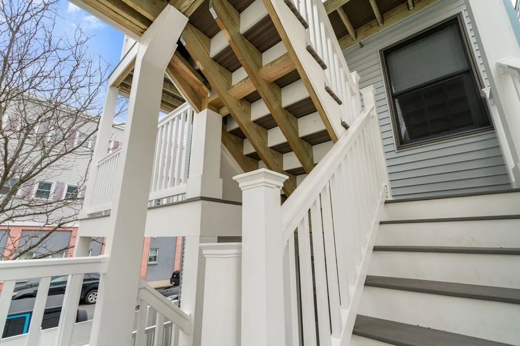 4 bed, 2 bath apartment for rent at 734 East 7th Unit 2, Boston — photo 19 of 22