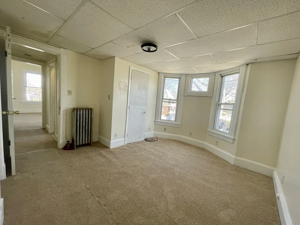 3 bed, 1 bath apartment for rent at 735 Belmont Ave Unit 2, Springfield — photo 8 of 15