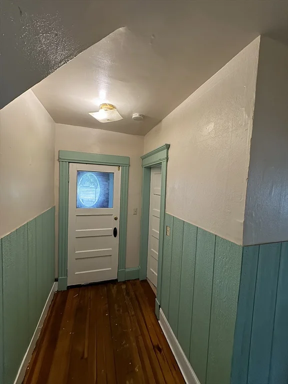 3 bed, 1 bath apartment for rent at 735 Belmont St Unit 1, Springfield — photo 12 of 16