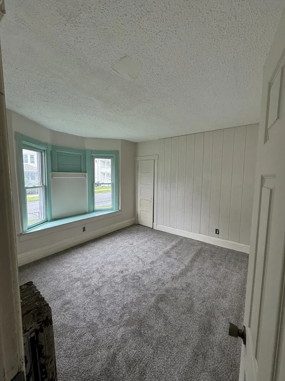 3 bed, 1 bath apartment for rent at 735 Belmont St Unit 1, Springfield — photo 9 of 16