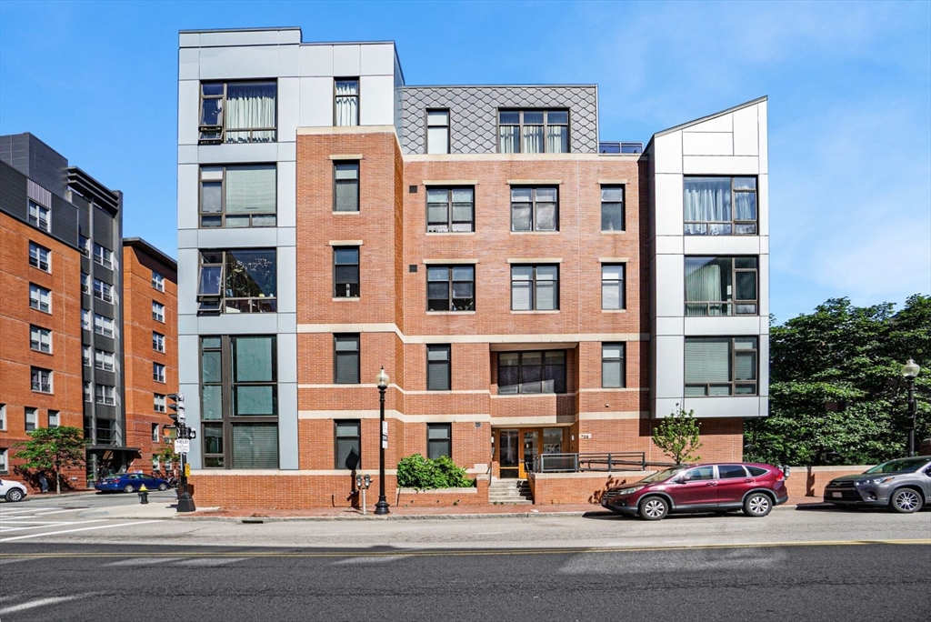 1 bed, 1 bath apartment for rent at 735 Harrison Unit W104, South End — photo 27 of 30