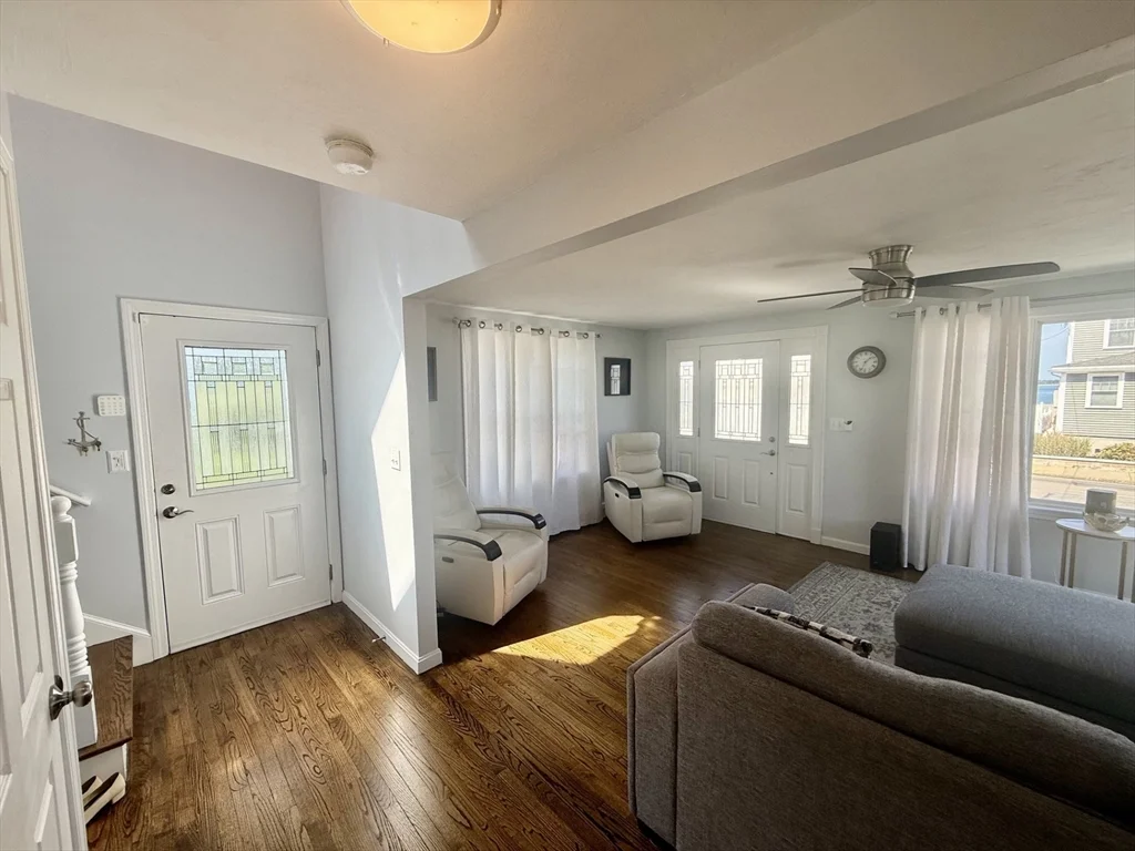 3 bed, 1 bath apartment for rent at 735 Sea St, Quincy — photo 5 of 31