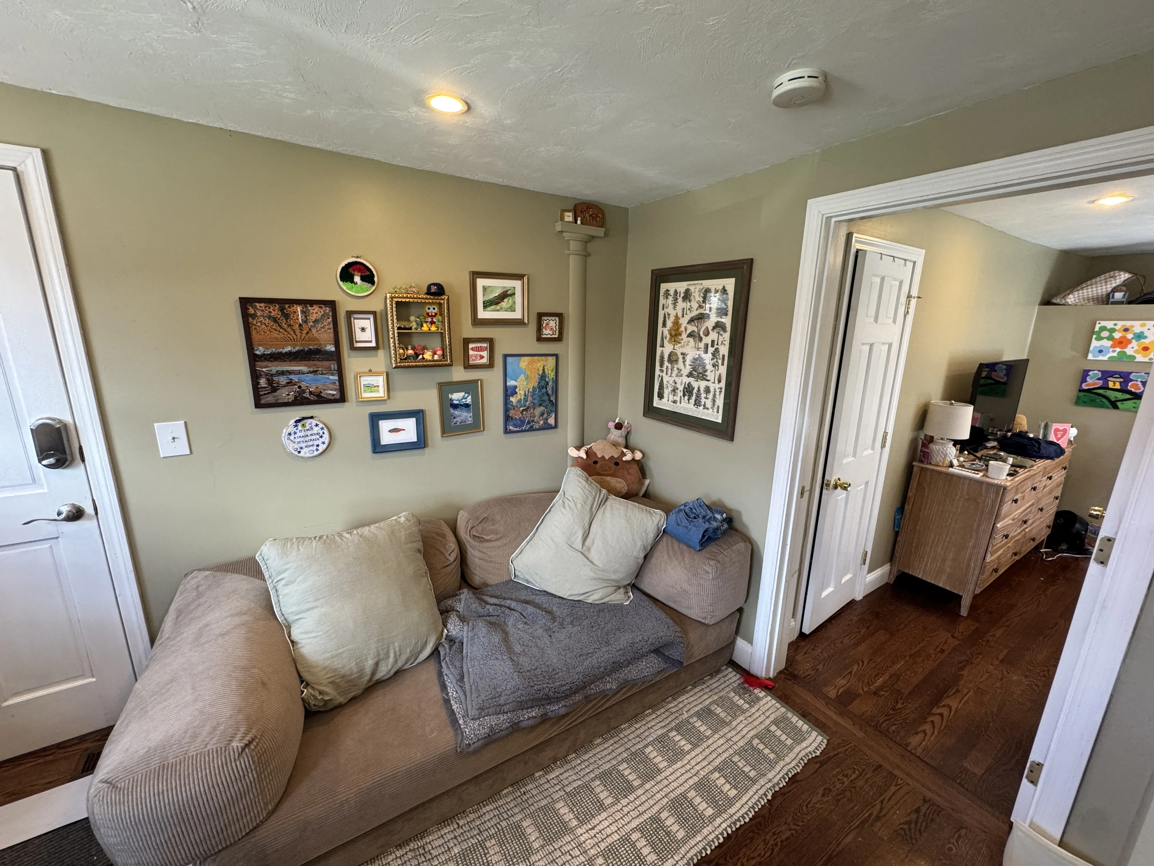 1 bed, 1 bath apartment for rent at 735 Somerville Ave Unit 1, Spring Hill — photo 3 of 10