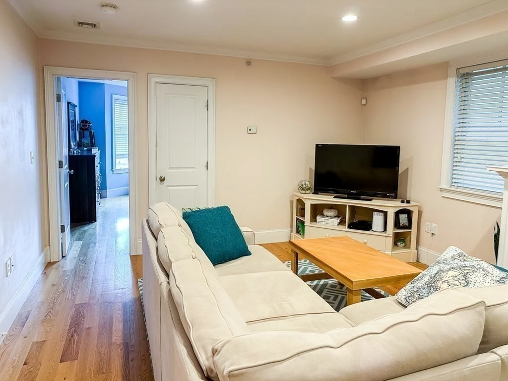 2 bed, 1 bath apartment for rent at 736 East 6th St Unit 2, South Boston — photo 8 of 18