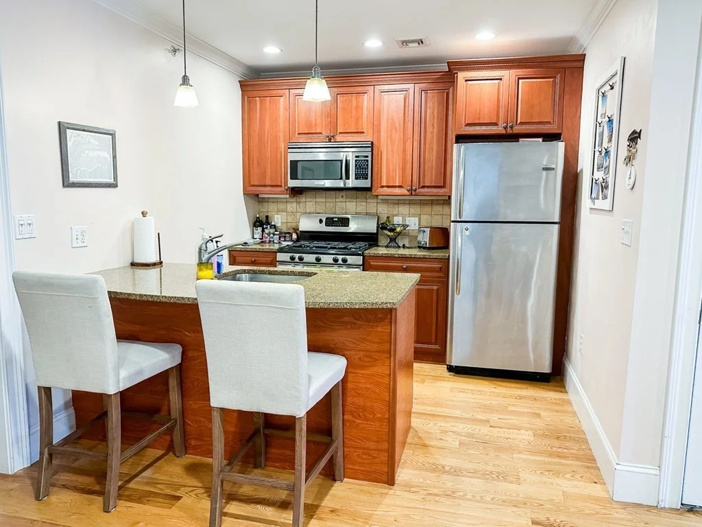 2 bed, 1 bath apartment for rent at 736 East 6th St Unit 2, South Boston