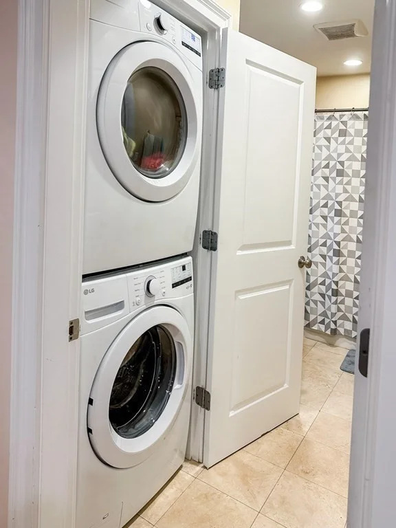 2 bed, 1 bath apartment for rent at 736 East 6th St Unit 2, South Boston — photo 6 of 18