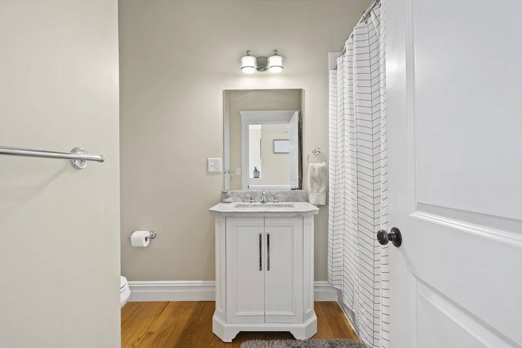 2 bed, 2 bath apartment for rent at 737 E 7th Unit 3, South Boston — photo 18 of 23