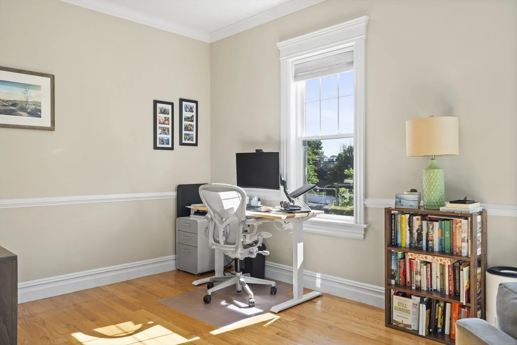 2 bed, 2 bath apartment for rent at 737 E 7th Unit 3, South Boston — photo 8 of 23
