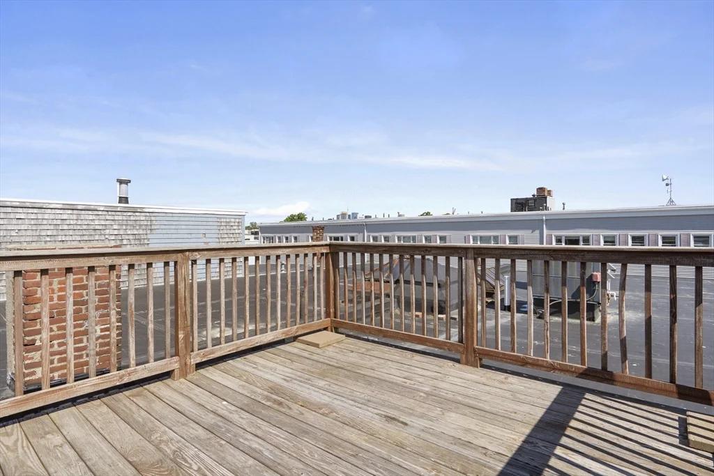 2 bed, 2 bath apartment for rent at 737 E 7th Unit 3, South Boston — photo 21 of 23