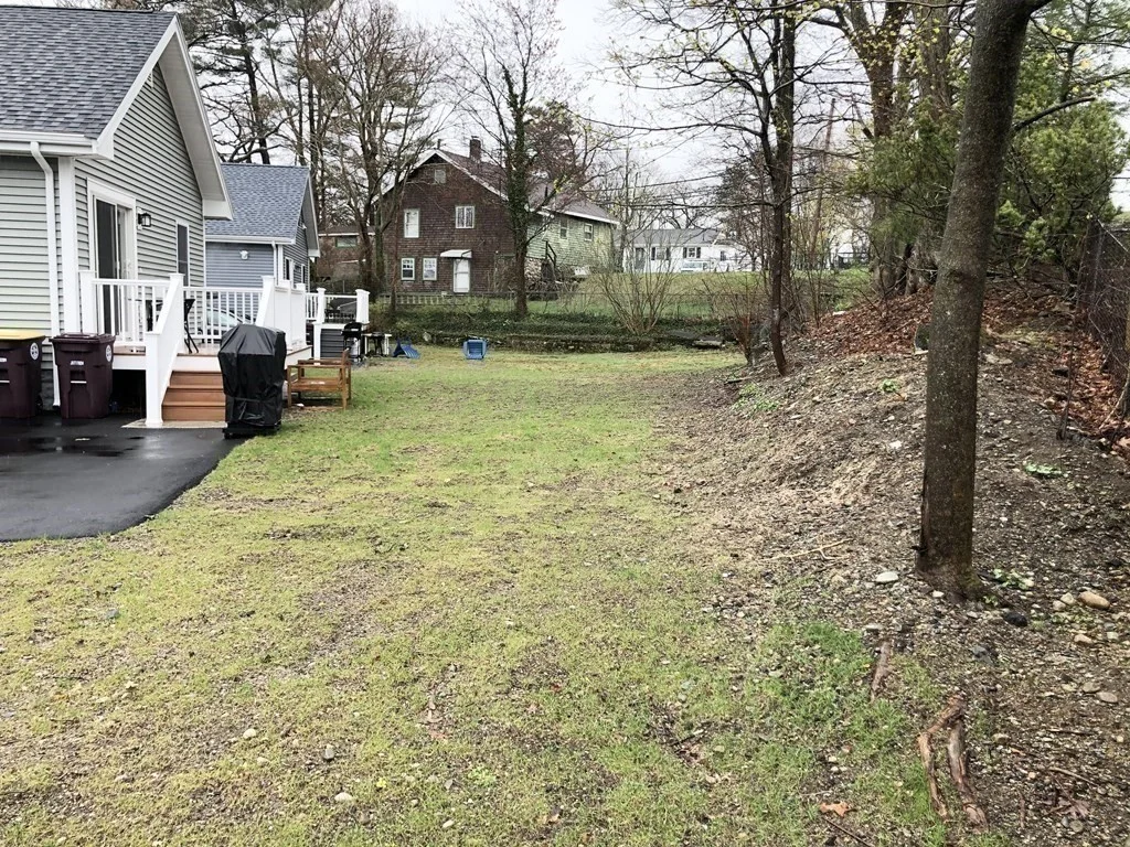 2 bed, 1 bath apartment for rent at 737 Washington St, Weymouth — photo 9 of 10