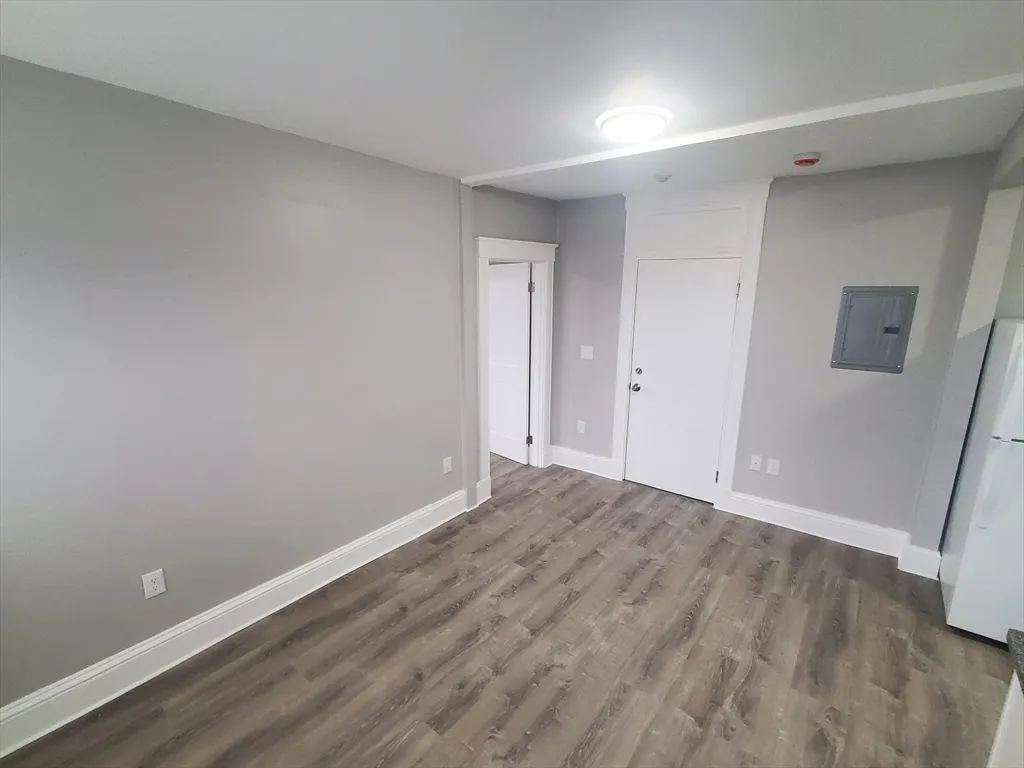 1 bed, 1 bath apartment for rent at 738 Washington St Unit 29, Norwood — photo 6 of 12