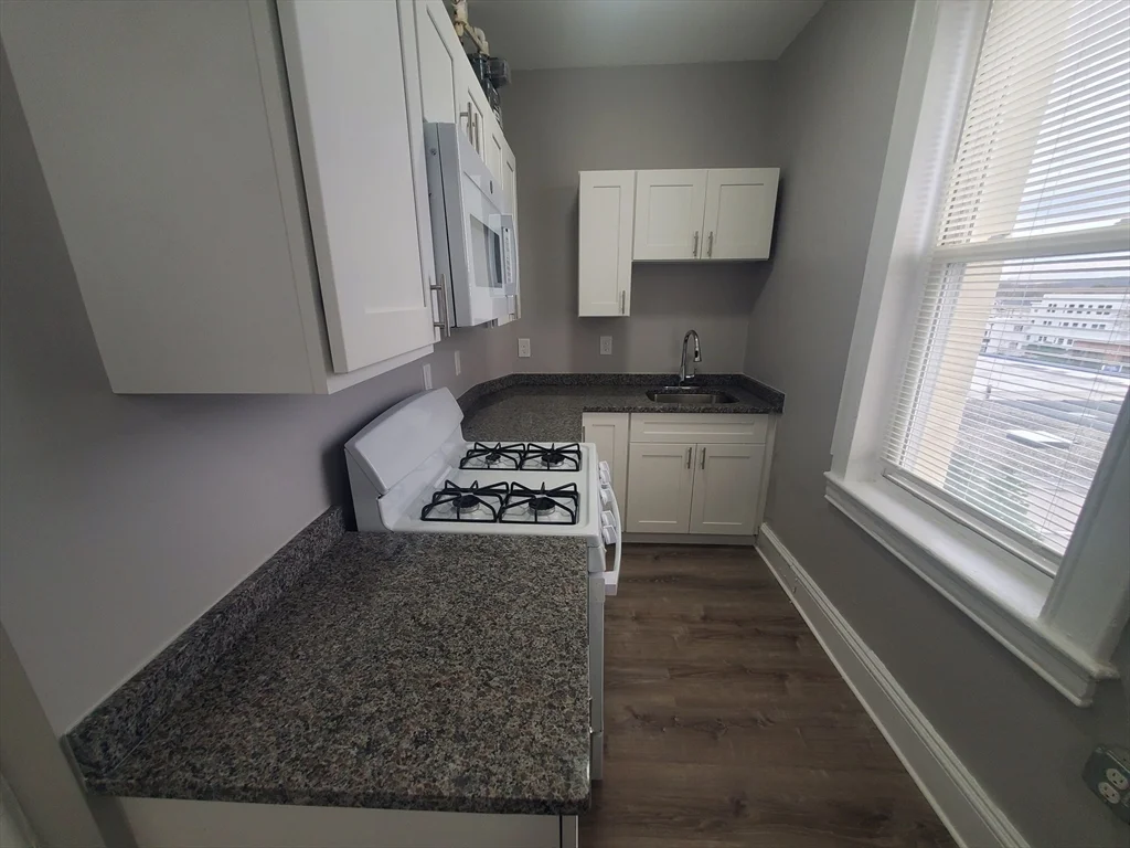 1 bed, 1 bath apartment for rent at 738 Washington St Unit 7, Norwood — photo 1 of 15