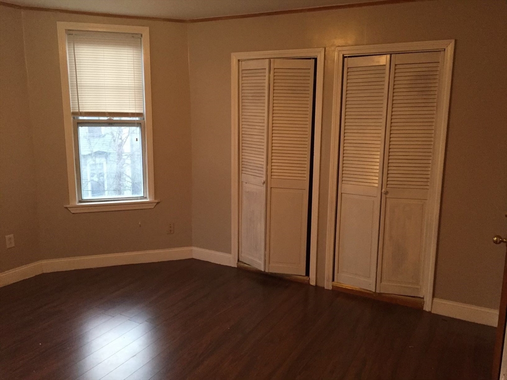 5 bed, 2 bath apartment for rent at 739 Parker St Unit 2, Mission Hill — photo 10 of 10