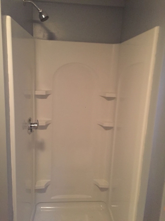 5 bed, 2 bath apartment for rent at 739 Parker St Unit 2, Mission Hill — photo 6 of 10