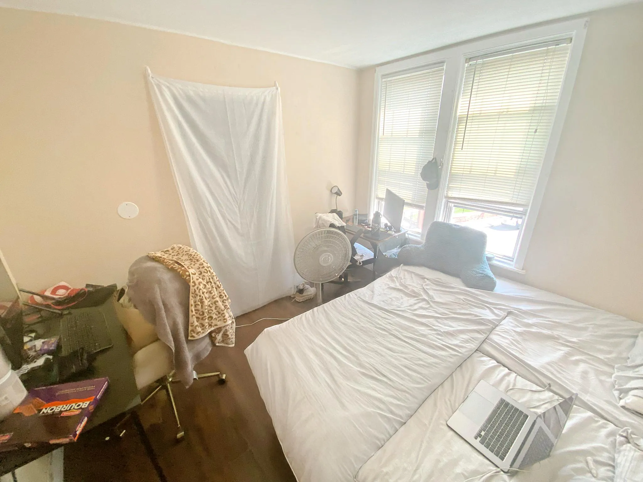 5 bed, 2 bath apartment for rent at 739 Parker St Unit 3, Mission Hill — photo 6 of 13