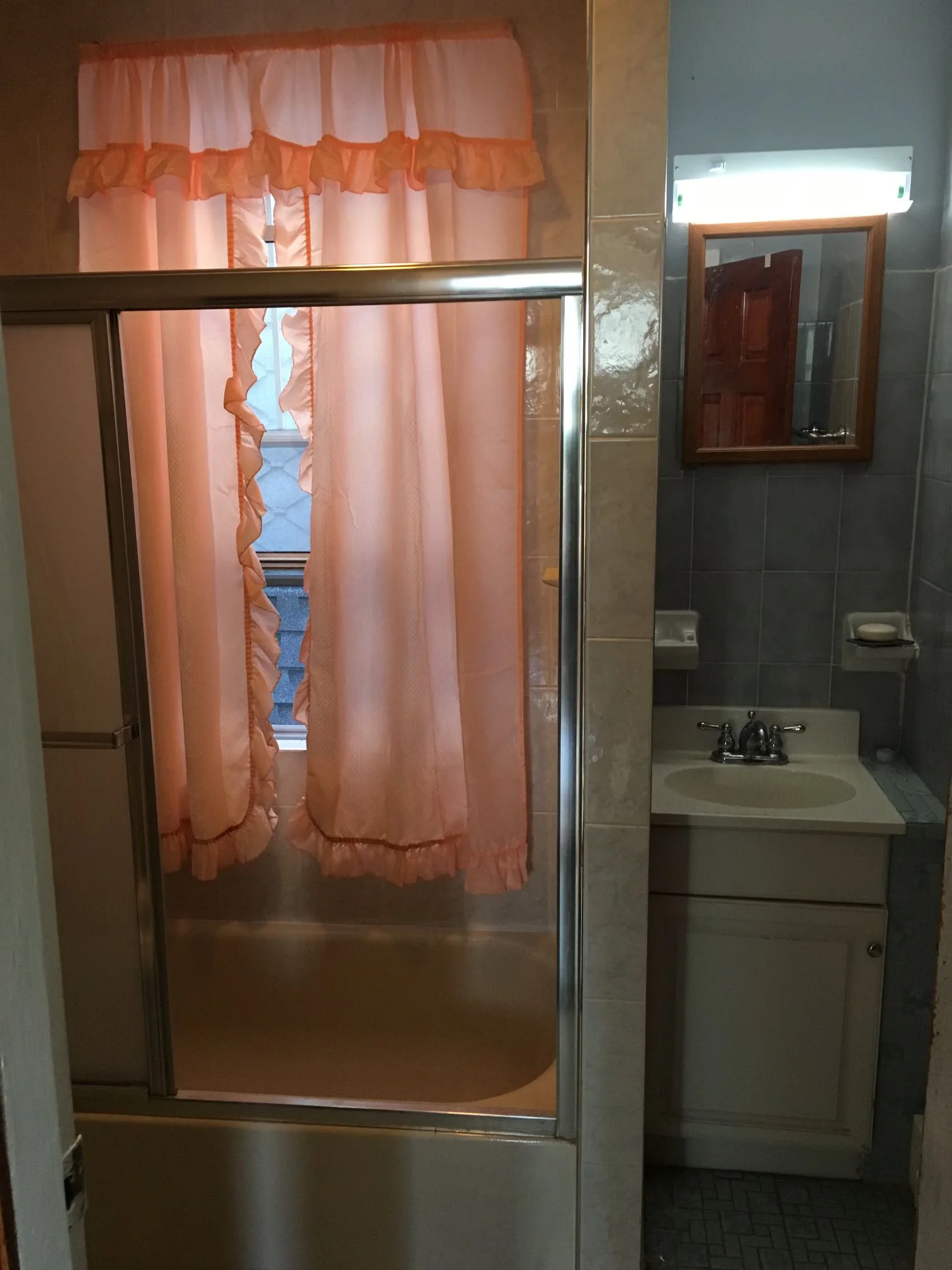 5 bed, 2 bath apartment for rent at 739 Parker St Unit 3, Mission Hill — photo 13 of 13