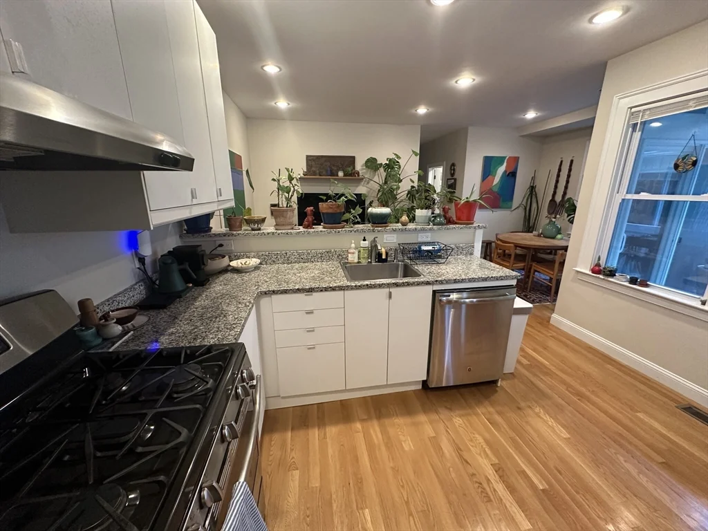 2 bed, 1 bath apartment for rent at 739 Somerville Ave Unit 1, Porter Square — photo 17 of 27
