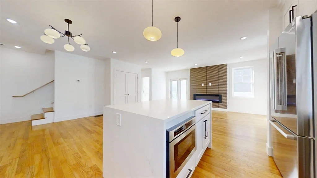 4 bed, 4+ bath apartment for rent at 73A Trowbridge St Unit 73A, Belmont — photo 10 of 29