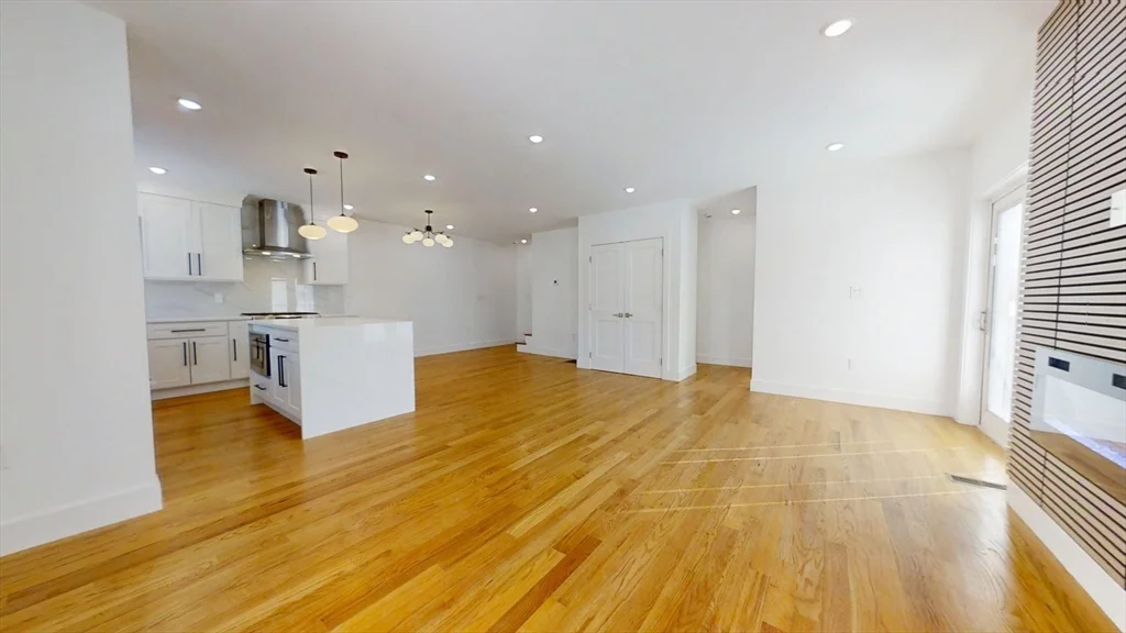4 bed, 4+ bath apartment for rent at 73A Trowbridge St Unit 73A, Belmont — photo 5 of 29
