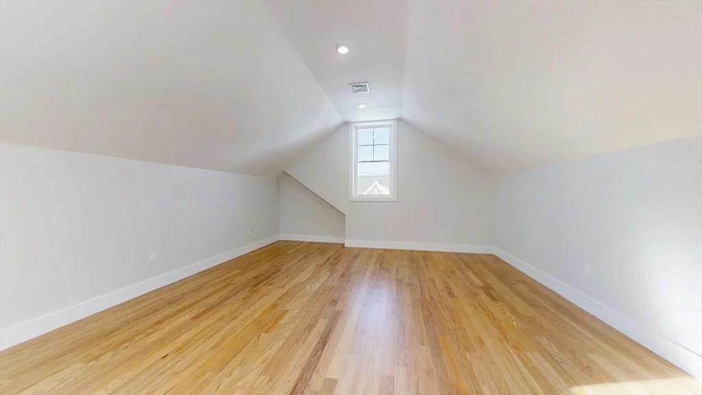 4 bed, 4+ bath apartment for rent at 73A Trowbridge St Unit 73A, Belmont — photo 20 of 29