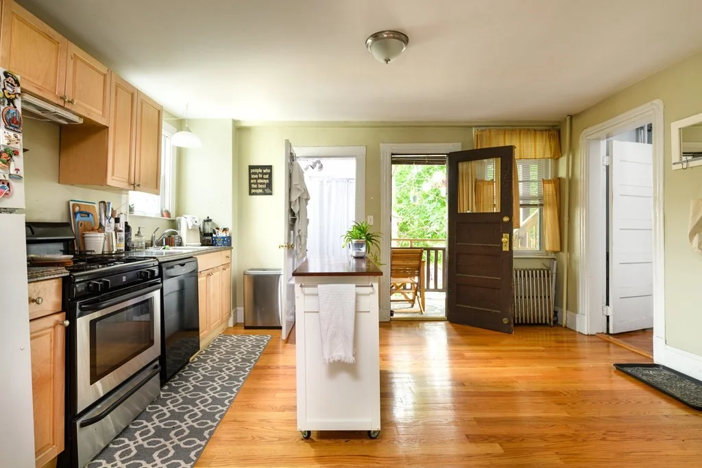 2 bed, 1 bath apartment for rent at 74 6th St Unit 2, Cambridge — photo 3 of 10