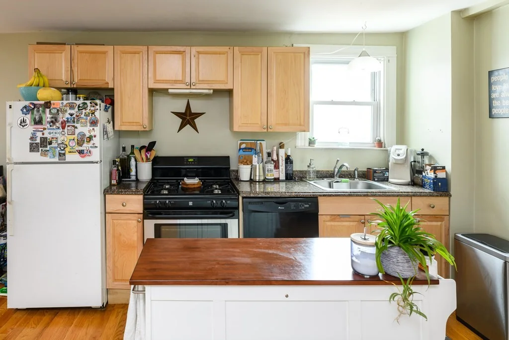 2 bed, 1 bath apartment for rent at 74 6th St Unit 2, Cambridge — photo 4 of 10