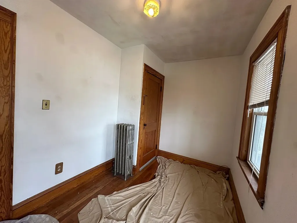 3 bed, 1 bath apartment for rent at 74-76 Governor St Unit 2, Ten Hills — photo 11 of 14