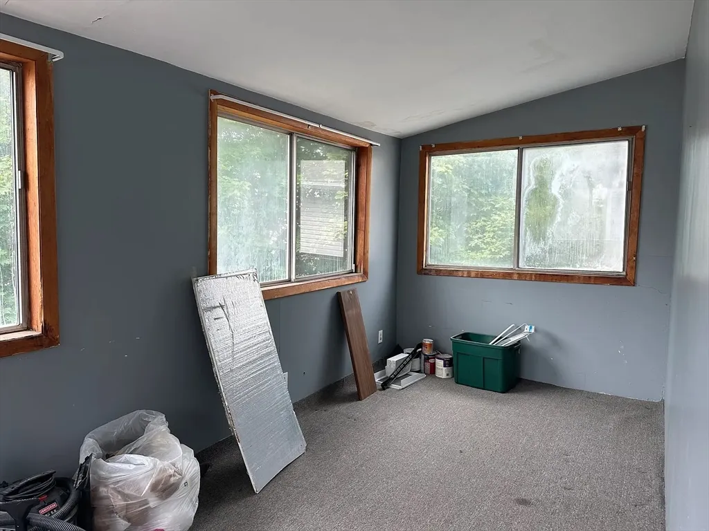 3 bed, 1 bath apartment for rent at 74-76 Governor St Unit 2, Ten Hills — photo 12 of 14