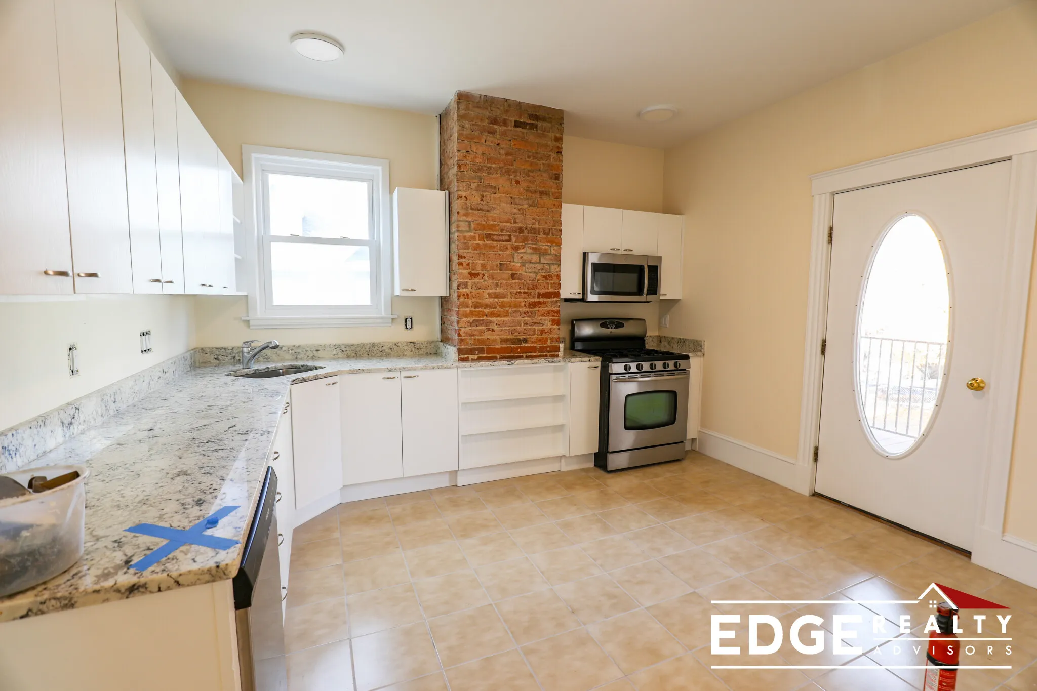 3 bed, 2 bath apartment for rent at 74 Aldie St Unit 2, Allston — photo 9 of 10
