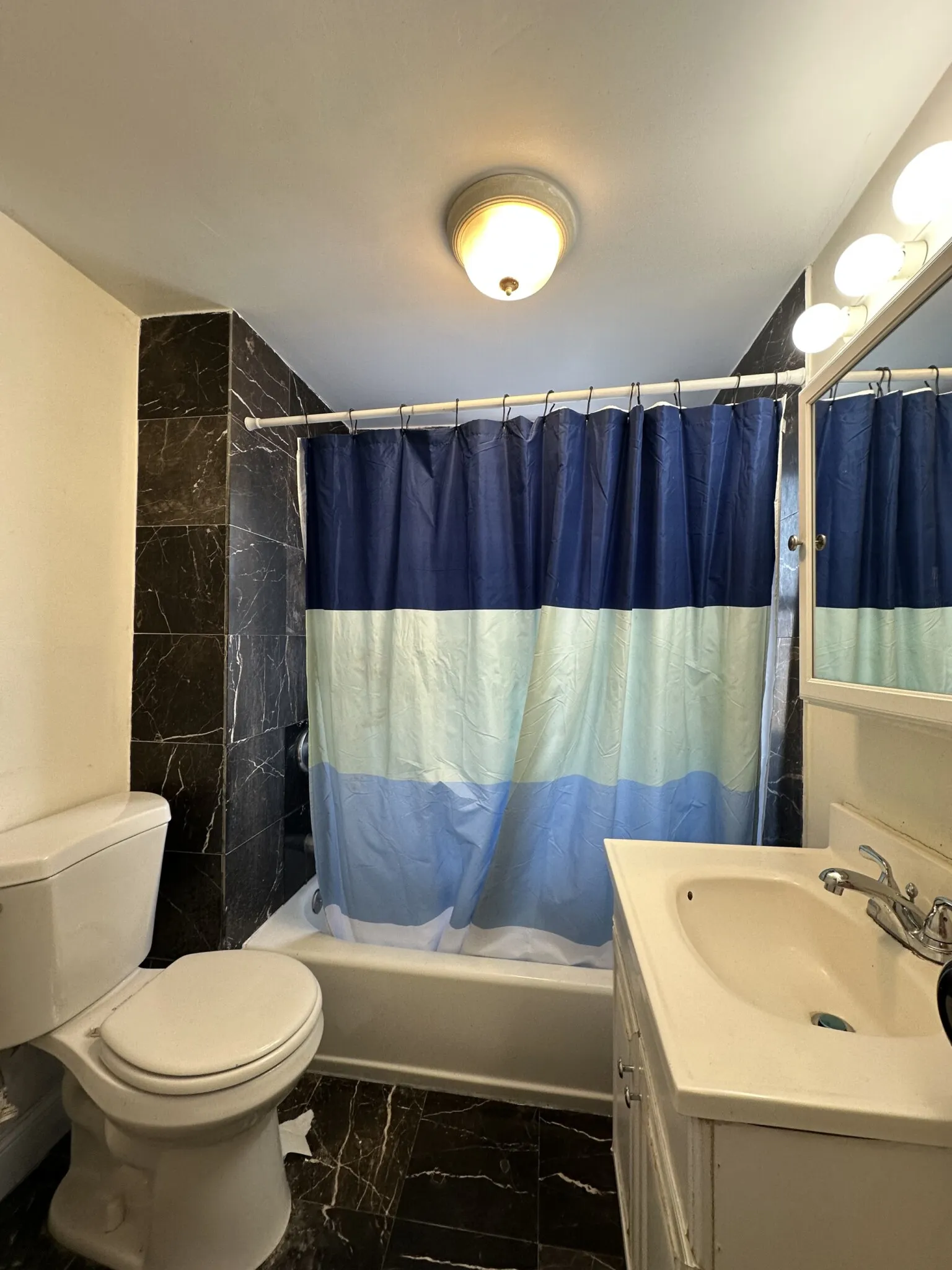 6 bed, 3 bath apartment for rent at 74 Ashford St Unit 2, Allston — photo 9 of 30