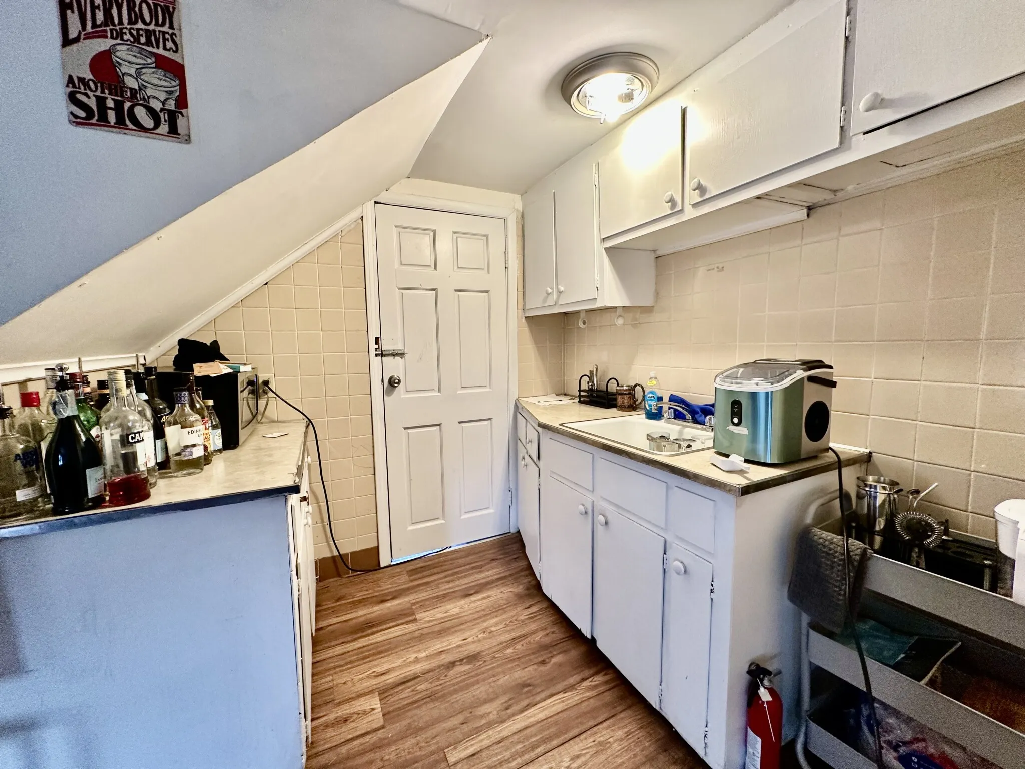 6 bed, 3 bath apartment for rent at 74 Ashford St Unit 2, Allston — photo 24 of 30