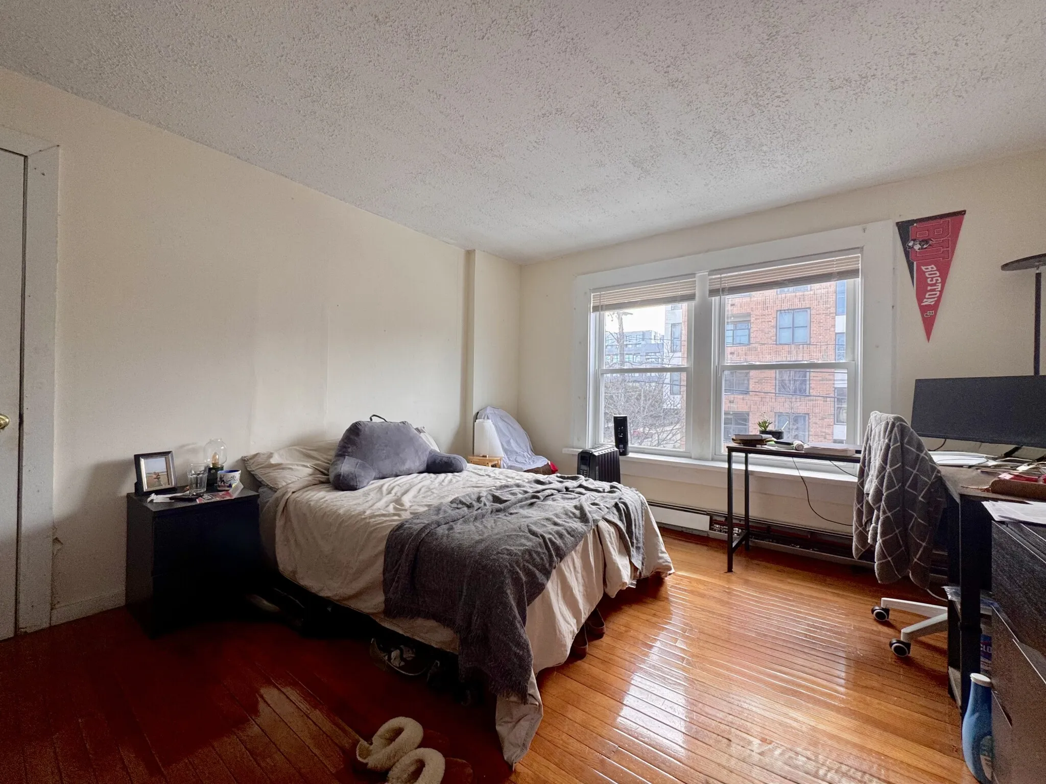 6 bed, 3 bath apartment for rent at 74 Ashford St Unit 2, Allston — photo 8 of 30