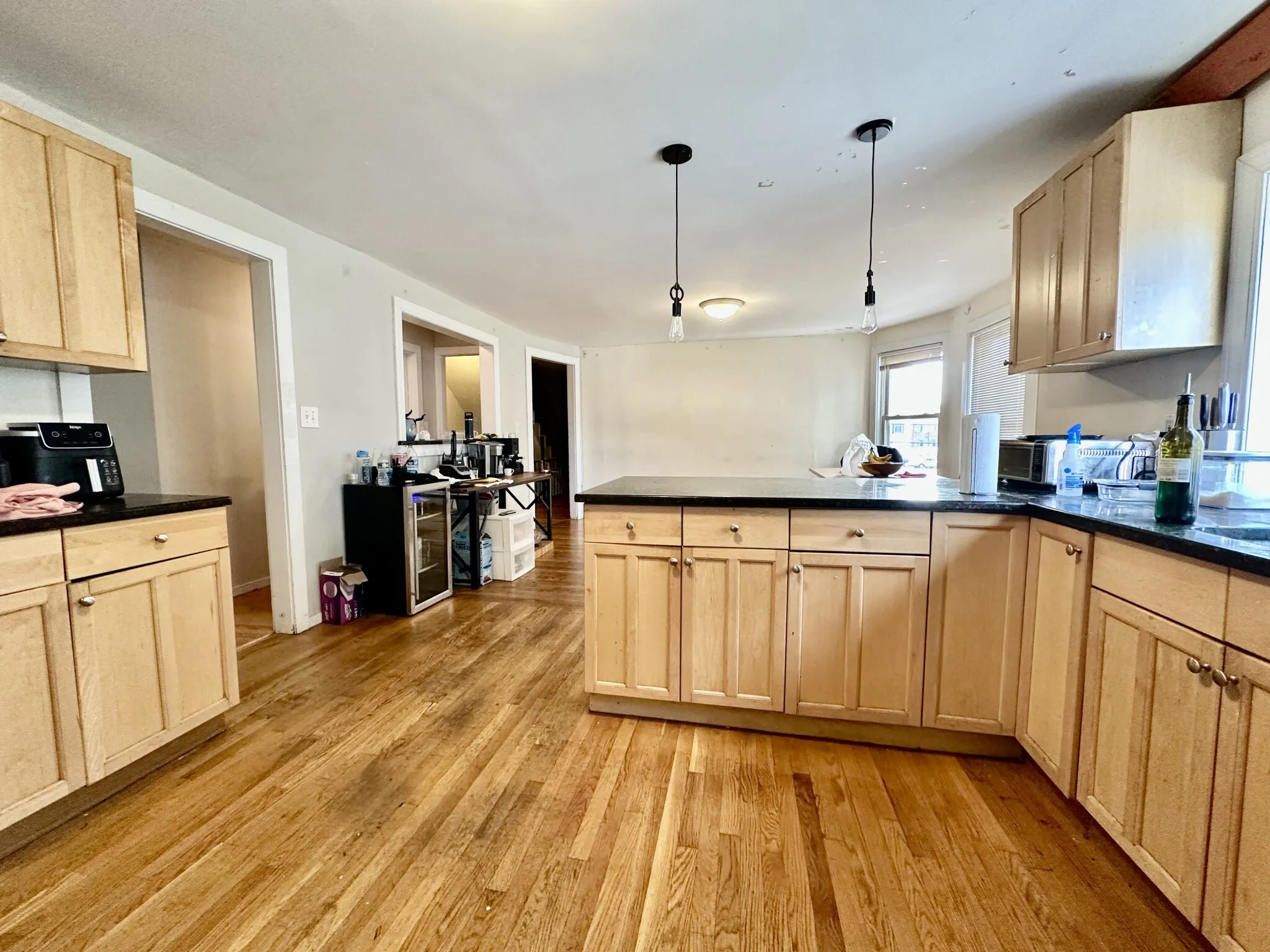 6 bed, 3 bath apartment for rent at 74 Ashford St Unit 2, Allston — photo 12 of 30