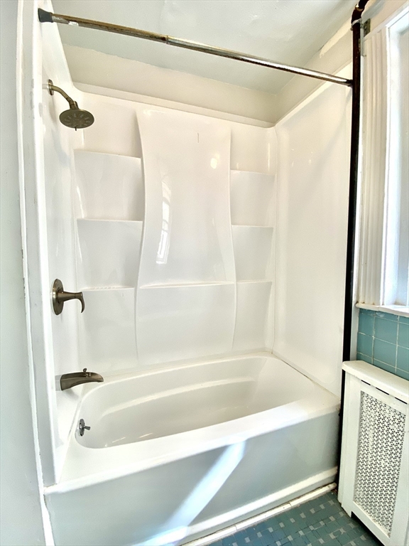 4 bed, 1.5 bath apartment for rent at 74 Babcock St Unit 2, North Brookline — photo 11 of 21