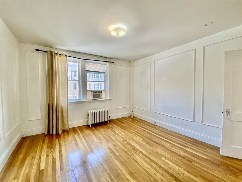 4 bed, 1.5 bath apartment for rent at 74 Babcock St Unit 2M, North Brookline — photo 5 of 21