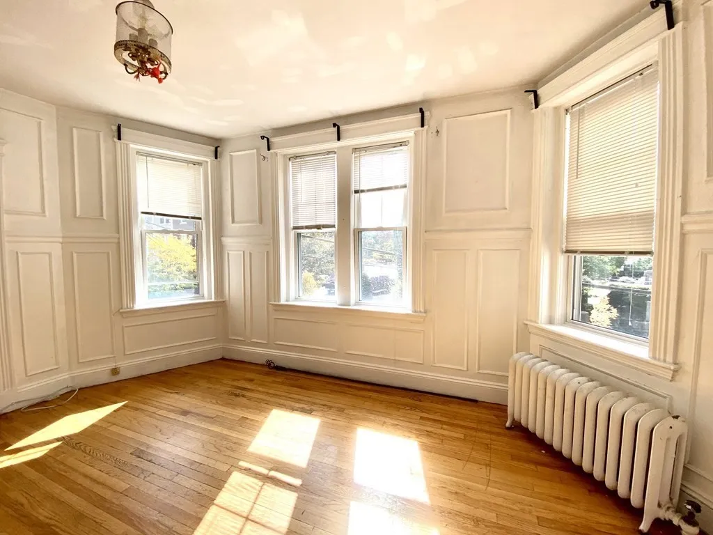 4 bed, 1.5 bath apartment for rent at 74 Babcock St Unit 3, North Brookline — photo 6 of 22