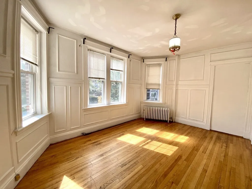 4 bed, 1.5 bath apartment for rent at 74 Babcock St Unit 3, North Brookline — photo 8 of 22