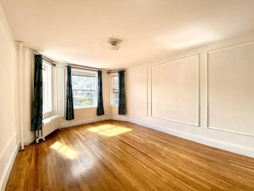 4 bed, 1.5 bath apartment for rent at 74 Babcock St Unit 3, North Brookline — photo 18 of 22