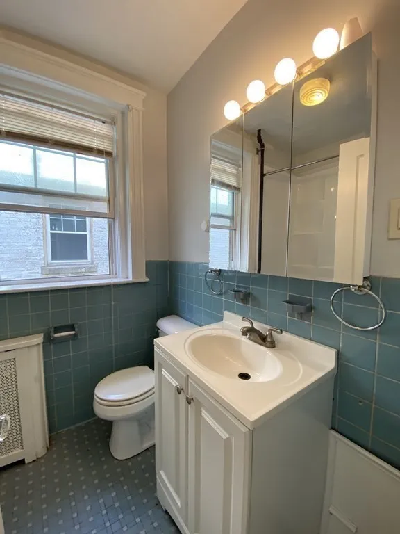 4 bed, 1.5 bath apartment for rent at 74 Babcock St Unit 3, North Brookline — photo 17 of 22