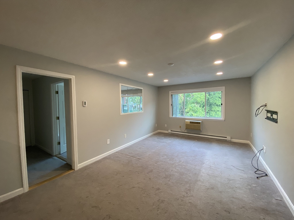 1 bed, 1 bath apartment for rent at 74 Beach St Unit 3-6, Woburn — photo 1 of 8