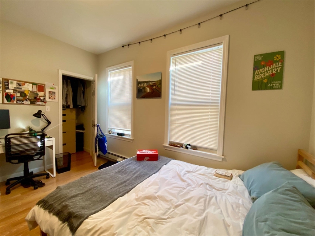 5 bed, 2 bath apartment for rent at 74 Berkshire St Unit 3, Wellington-Harrington — photo 10 of 11