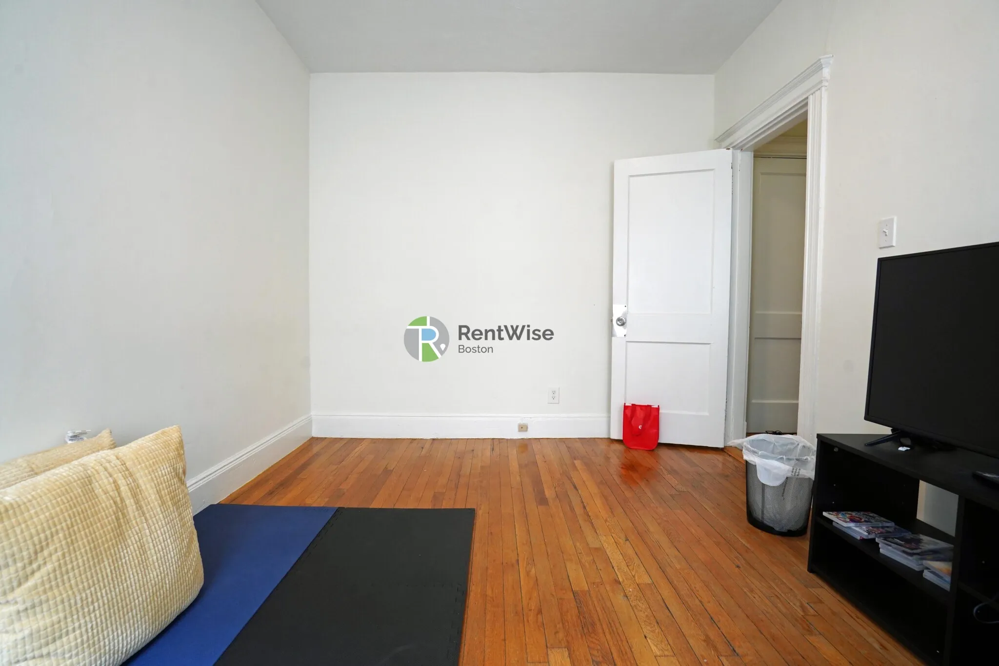 1 bed, 1 bath apartment for rent at 74 Brainerd Rd Unit 15, Allston — photo 3 of 23