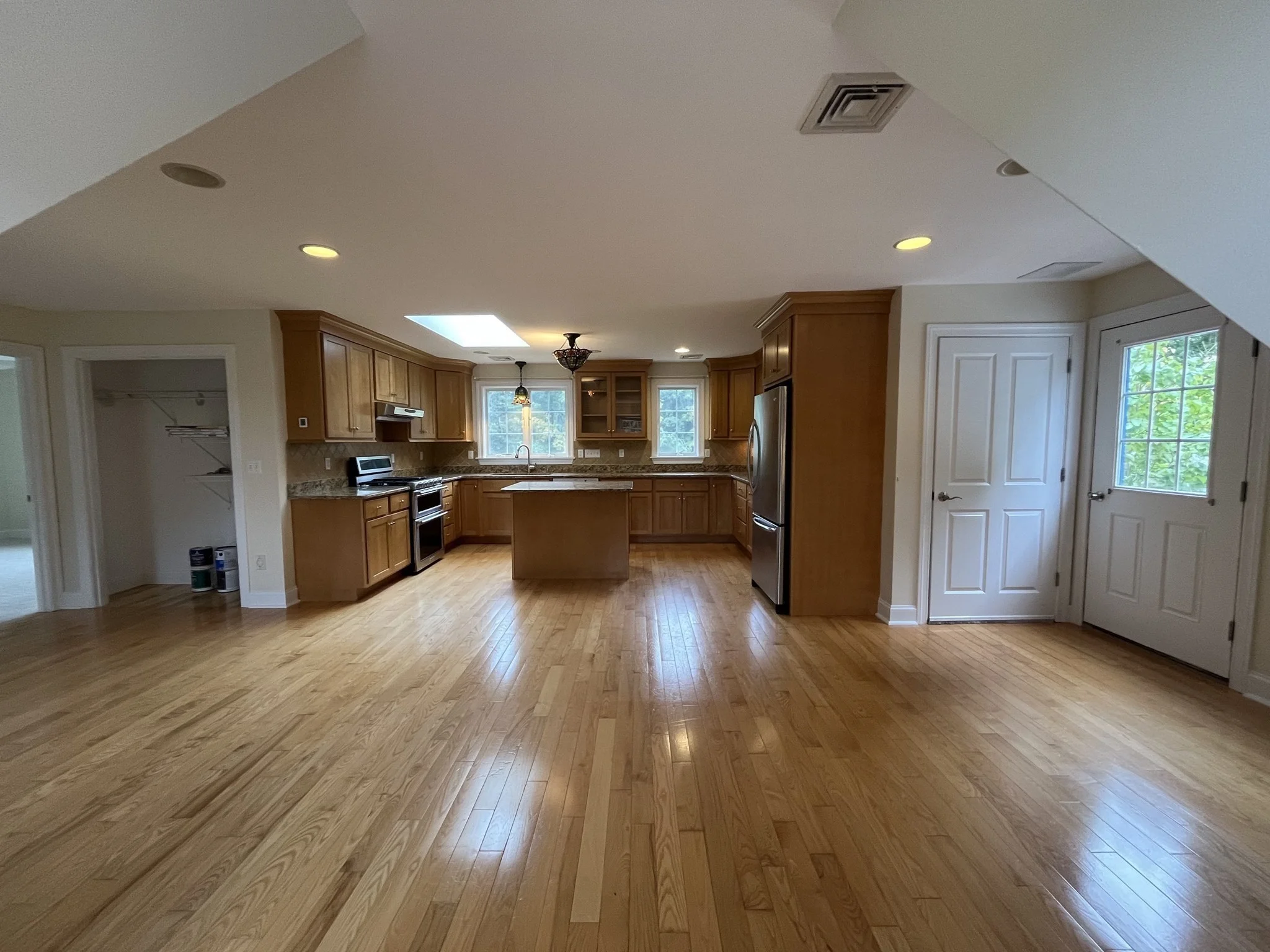 1 bed, 1 bath apartment for rent at 74 Bridge St Unit B, West Newbury — photo 3 of 21
