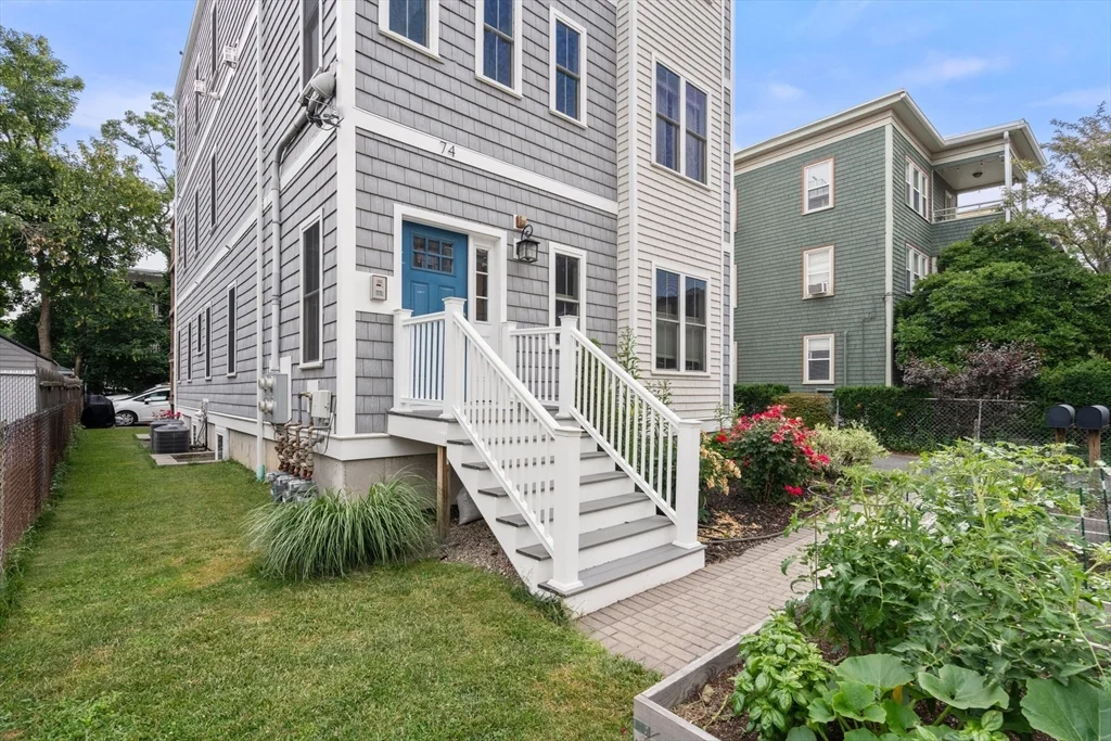 2 bed, 2 bath apartment for rent at 74 Brookley Rd Unit 2, Jamaica Plain — photo 23 of 26