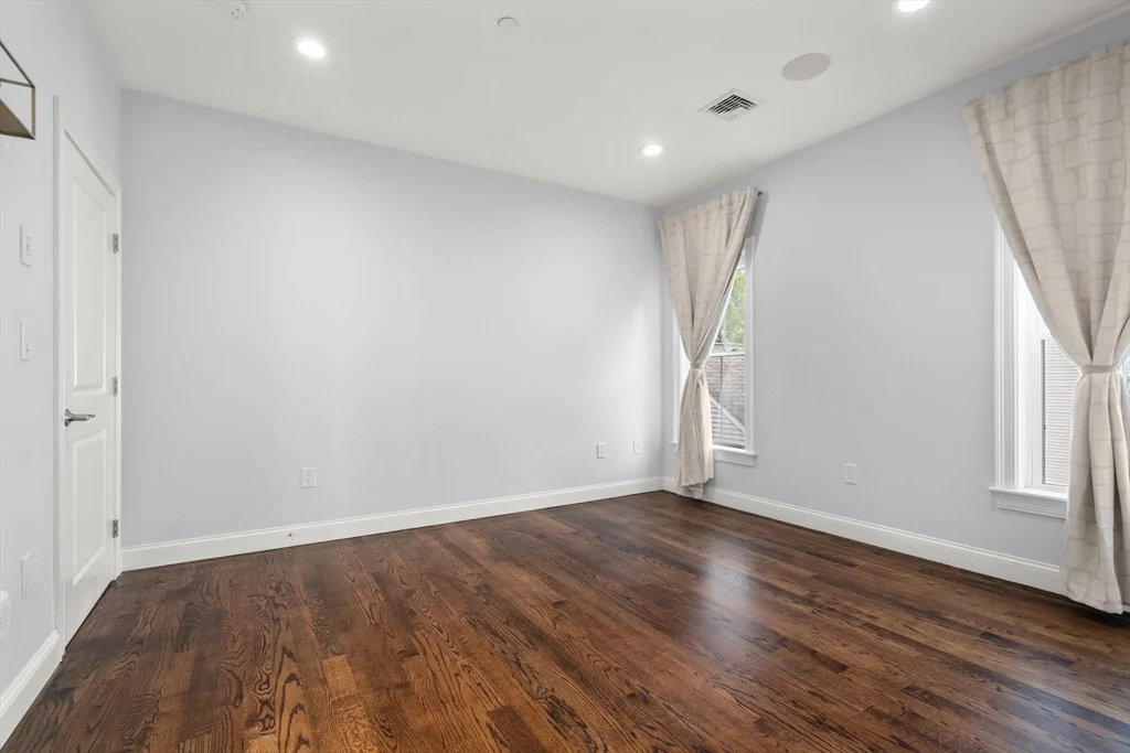 2 bed, 2 bath apartment for rent at 74 Brookley Rd Unit 2, Jamaica Plain — photo 12 of 26