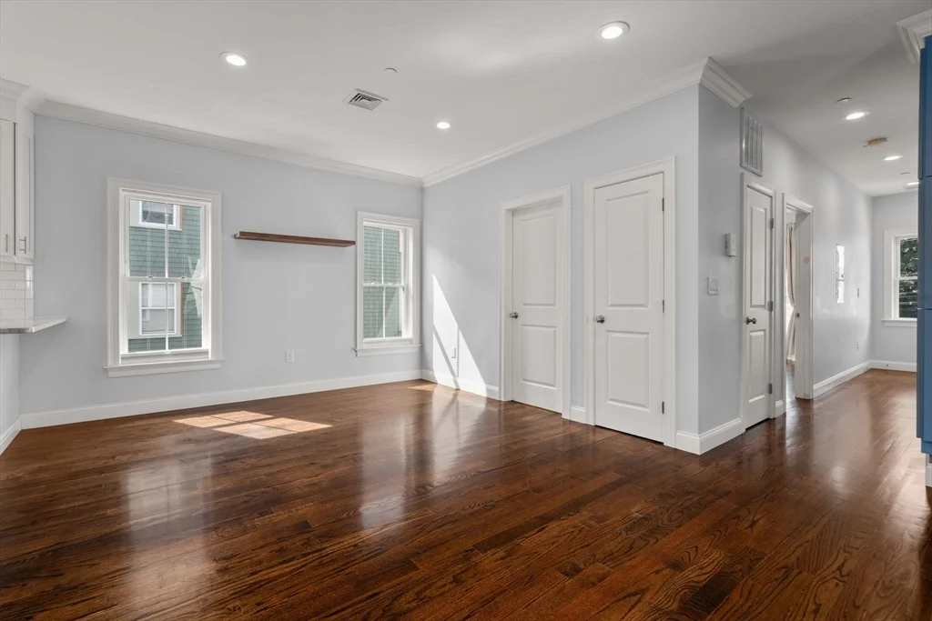 2 bed, 2 bath apartment for rent at 74 Brookley Rd Unit 2, Jamaica Plain — photo 4 of 26