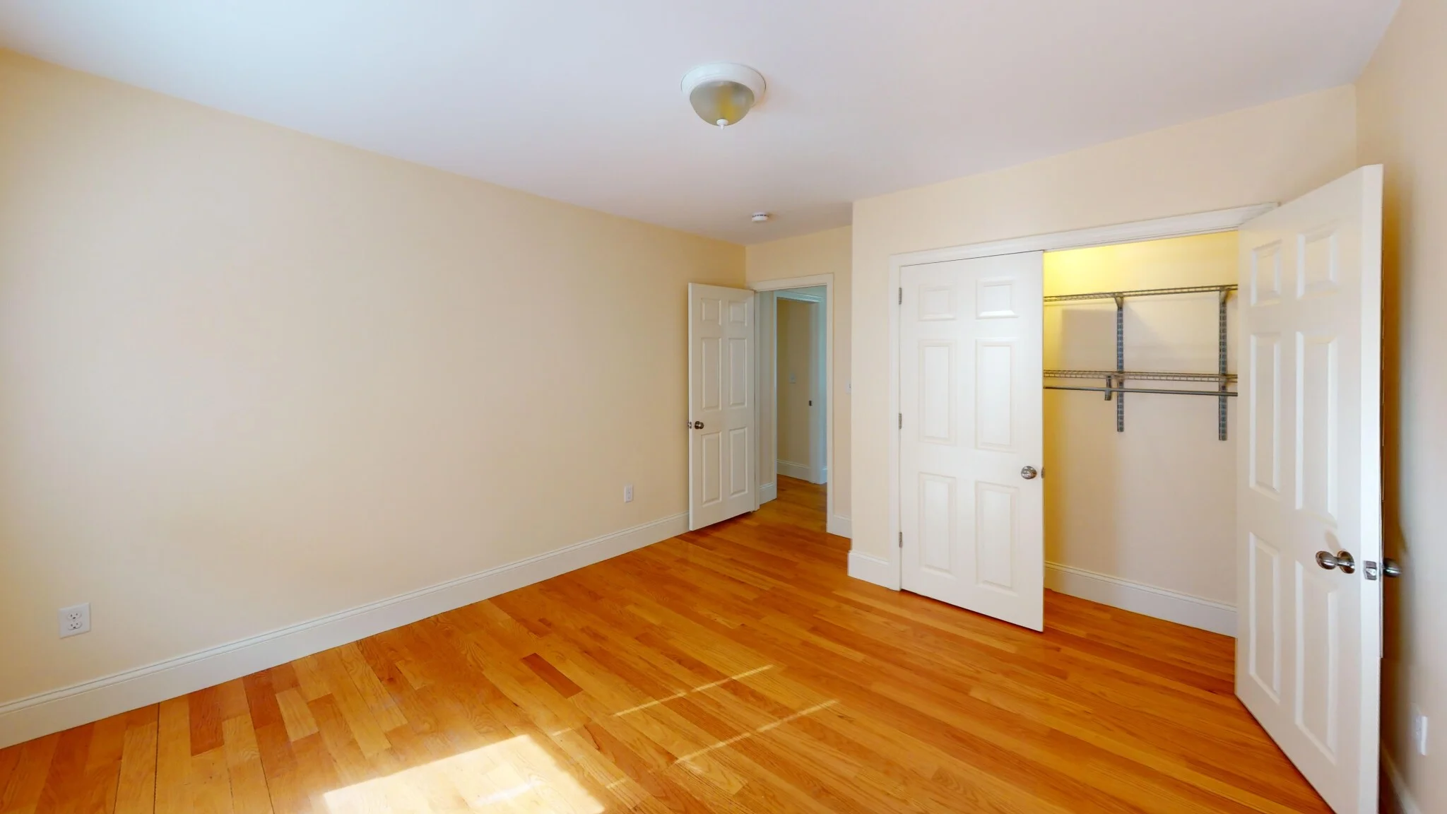 4 bed, 1 bath apartment for rent at 74 Brooks St Unit 2, Brighton — photo 5 of 15